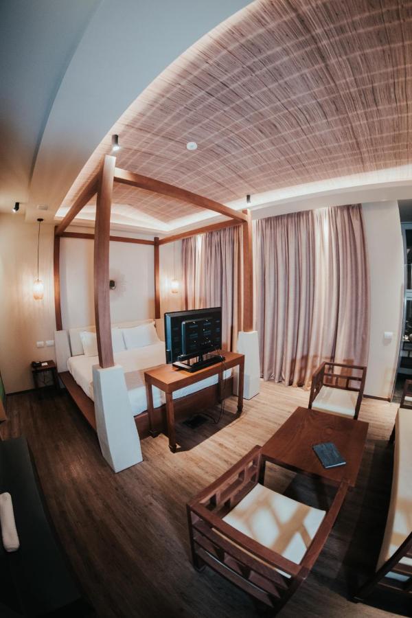Motel Emotional Grand 4*